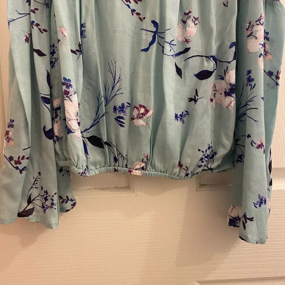 Arizona floral cold shoulder long sleeve blouse - Picture 4 of 6